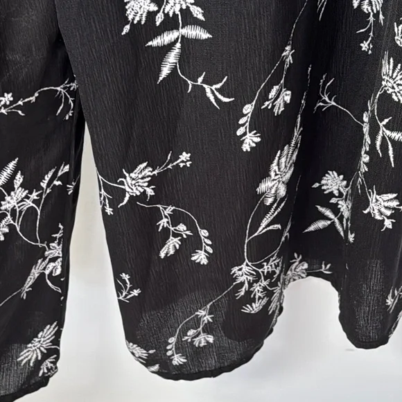 AUW Off Shoulder Capri Jumpsuit Floral Wide Leg Lined Black White 16 Flowy - Picture 8 of 13